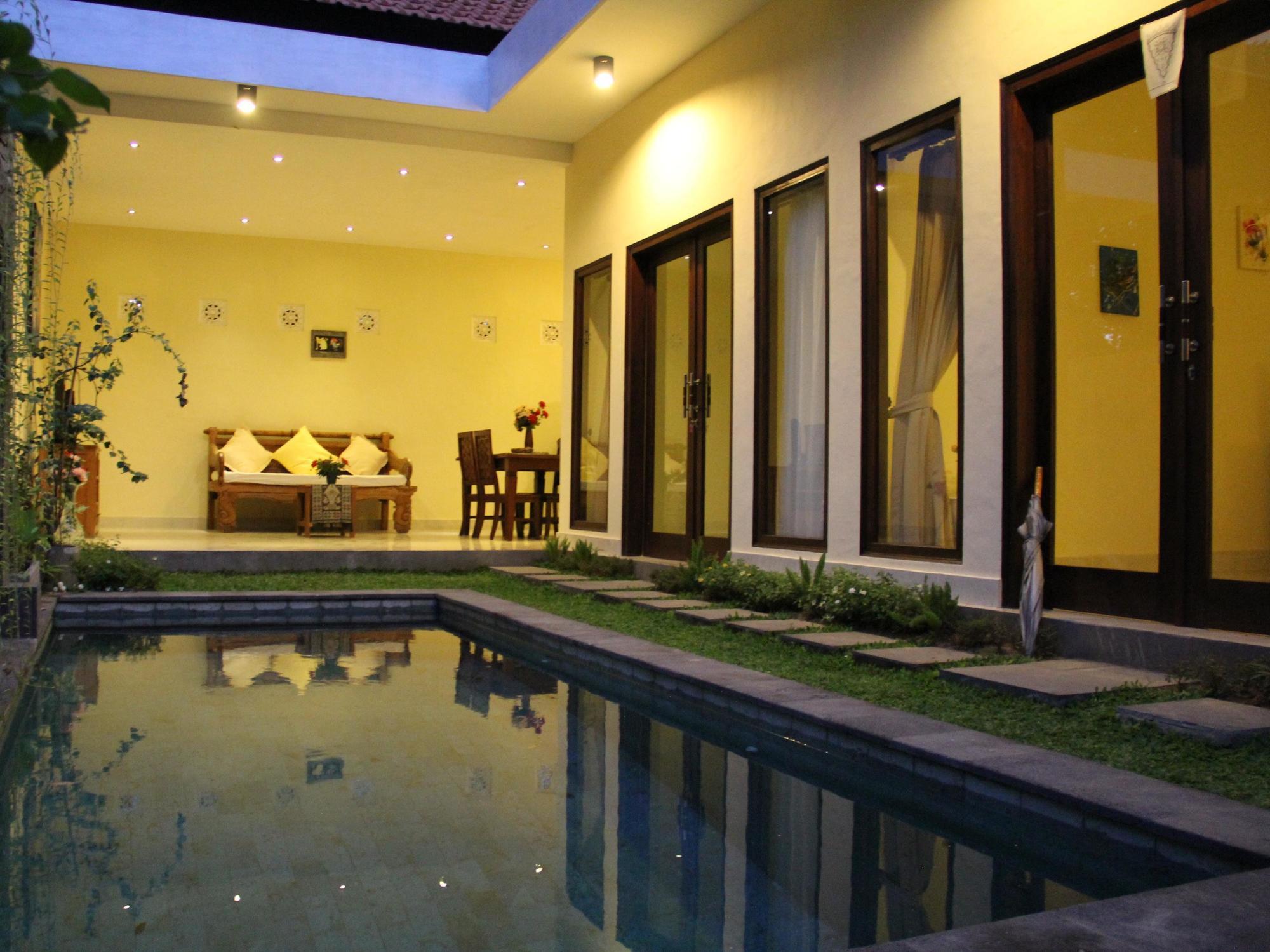 The Catur Villa Seminyak Zewnętrze zdjęcie